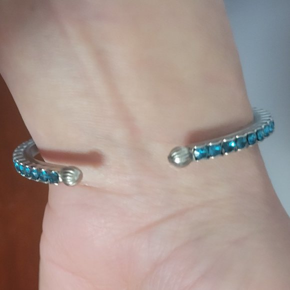 Bracelet - Picture 2 of 3
